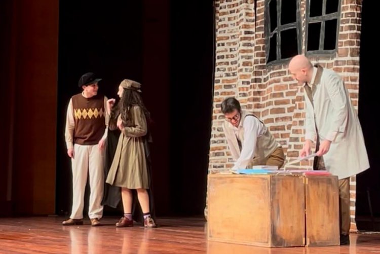 OLIVER TWIST Müzikli Çocuk Tiyatrosu Minik İzleyicilerle Buluştu