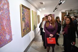 "Bütün Noktalar Sonda, Boşluk Sonsuzda"